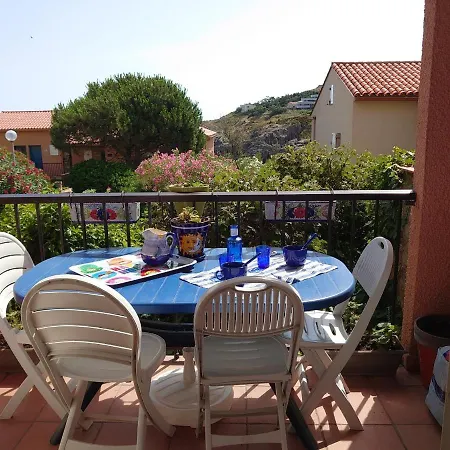 4rb86 Type T2 Dans Résidence Bord De à * Collioure